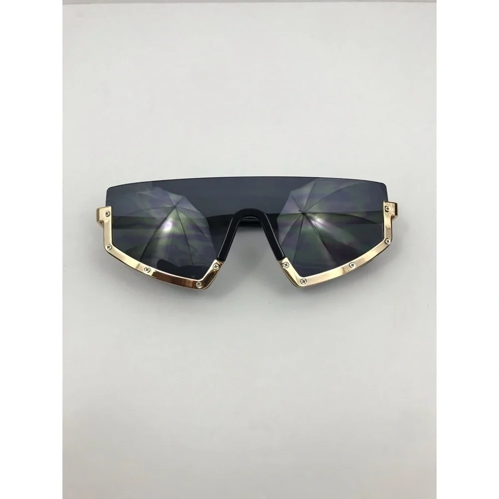 Flat Top Metal Frame Sunglasses